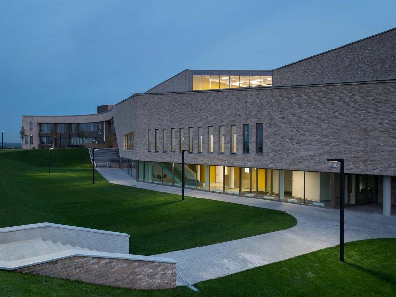 Школа-пансион «Летово» Школа-пансион «Летово»